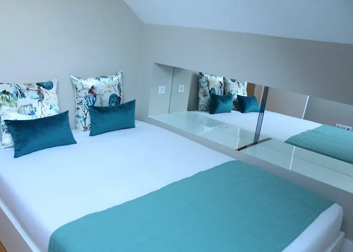 Istudios Belas Arts Apartment